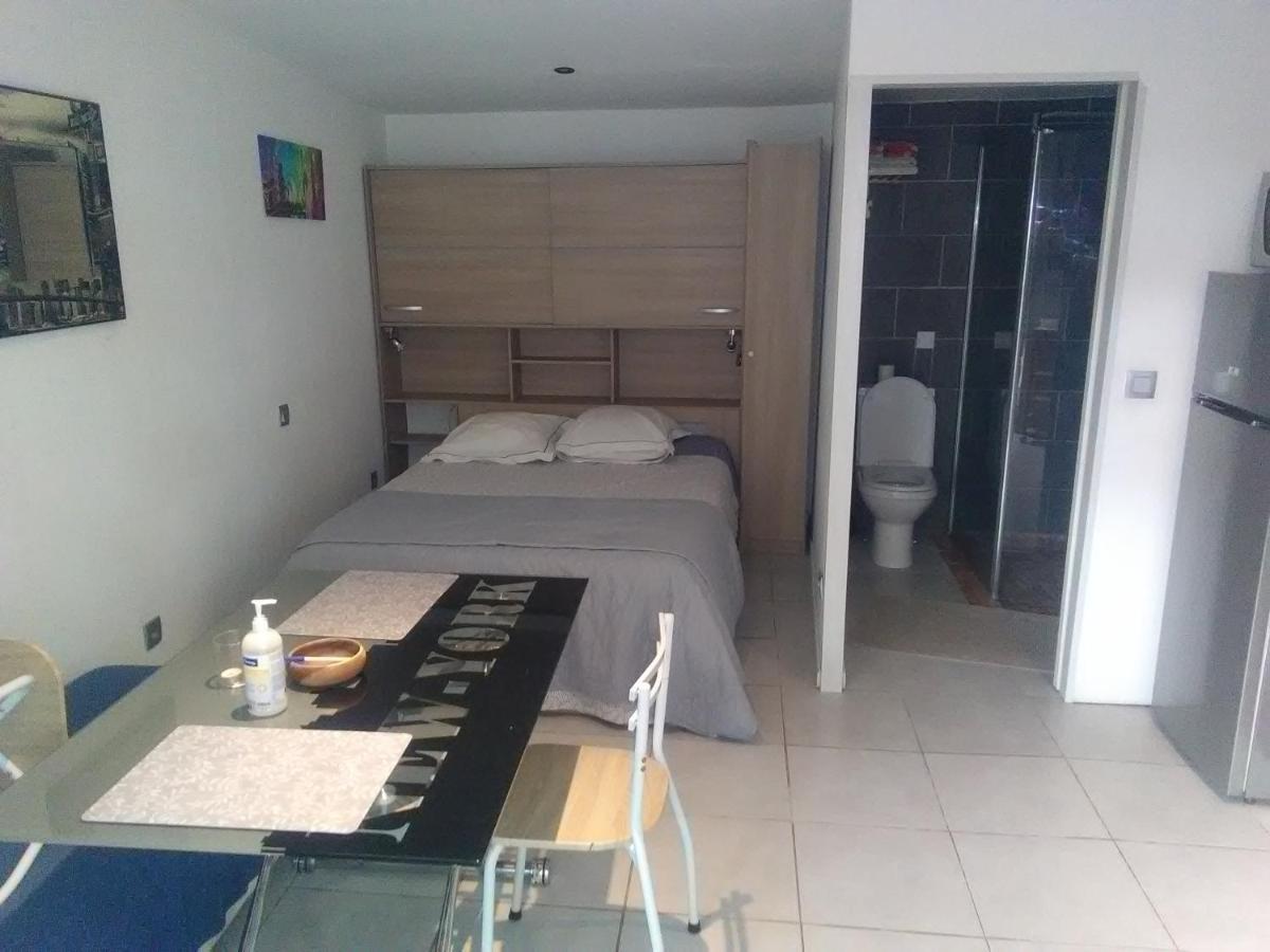 Studios - Bord de Plage Vias Exterior foto